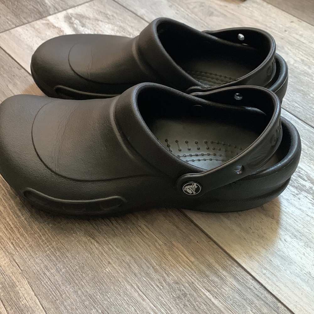 Crocs for work - Picture 3 of 4